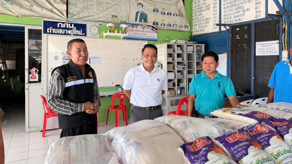 Assisting flood victims 2026 bangpu mai subdistrict